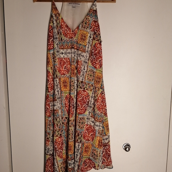 Emma & Michele Dresses & Skirts - EMMA &MICHELLE ASYMÉTRICAL  BOHO DRESS SIZE MEDIUM